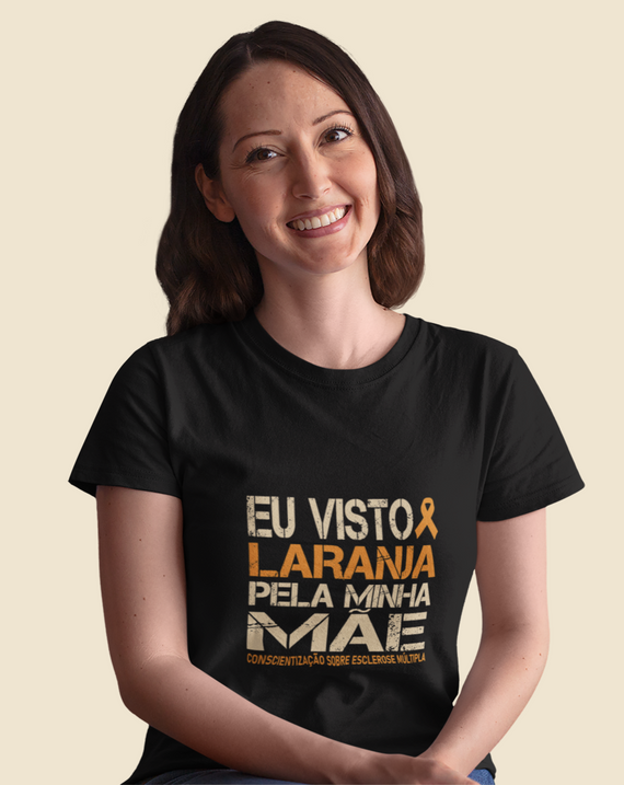 Eu visto laranja pela minha mãe -- Baby Look Preta