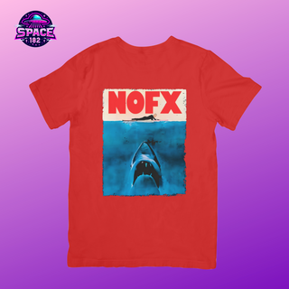 Nome do produtoCamiseta NOFX, Jaws, Tubarão