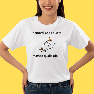 Camiseta Na moral onde tá minhas qualidade