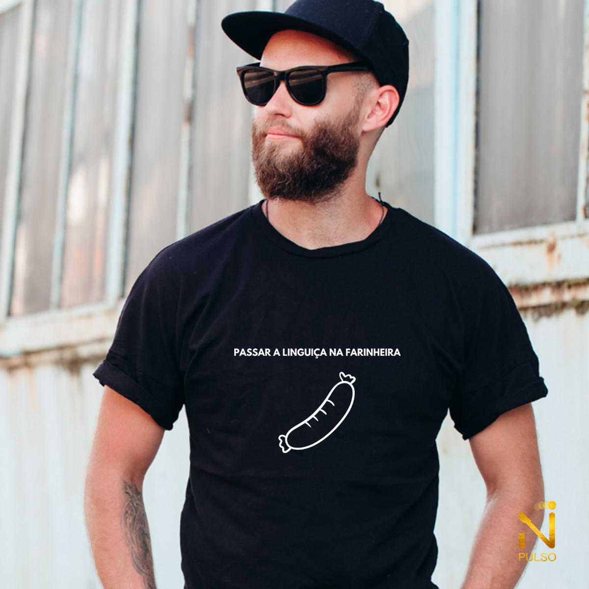 Nome do produto: Camiseta Passar a Linguiça na Farinheira