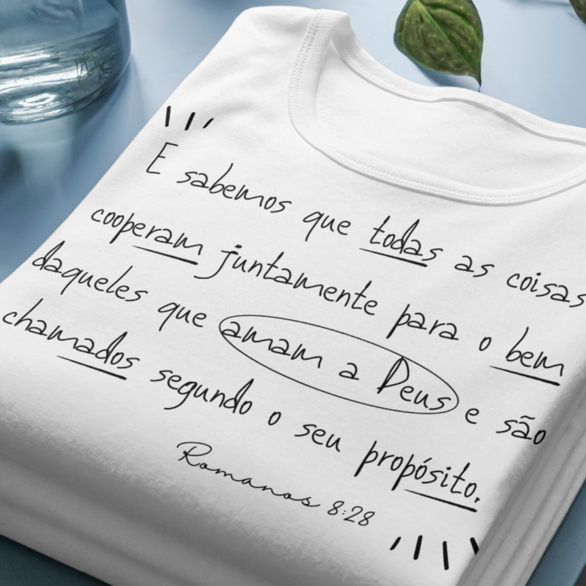 Nome do produto: Camiseta Versículo - Romanos 8:28 - Tudo Coopera para o bem - Estampa Preta