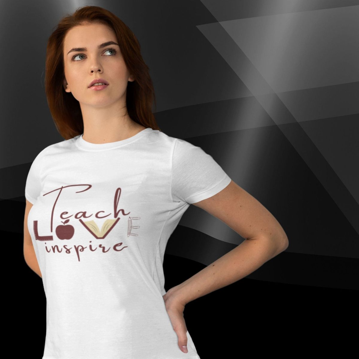 Nome do produto: Camiseta Feminina Baby Long-Professora-Teach Love Inspire