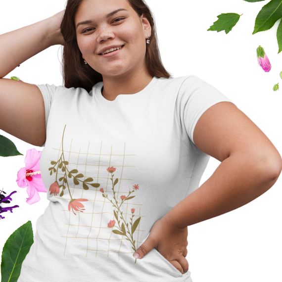 Camiseta Feminina  Plus Size Flores