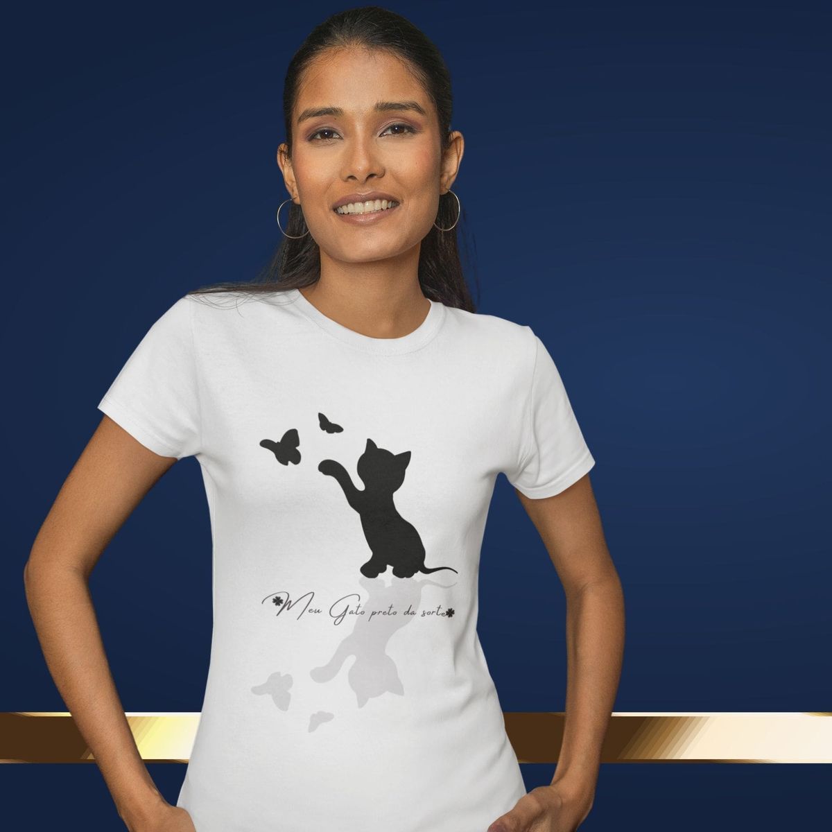 Nome do produto: Camiseta Feminina Baby Long Meu Gatinho Preto Da Sorte