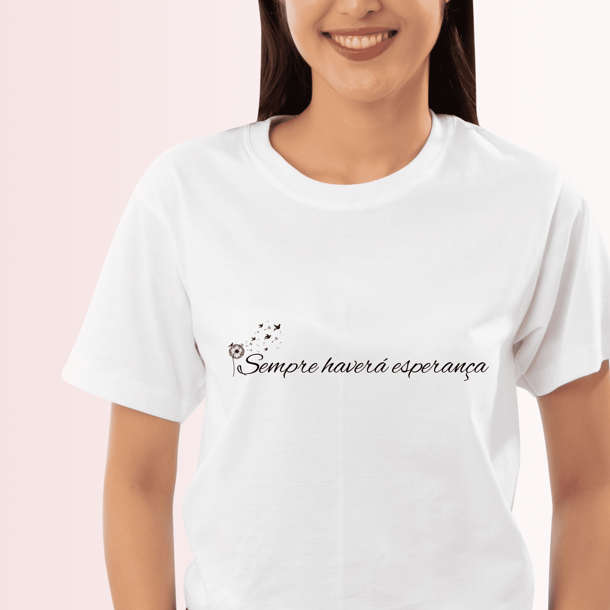 Nome do produto: Camiseta Feminina T-shirt Sempre Haverá Esperança