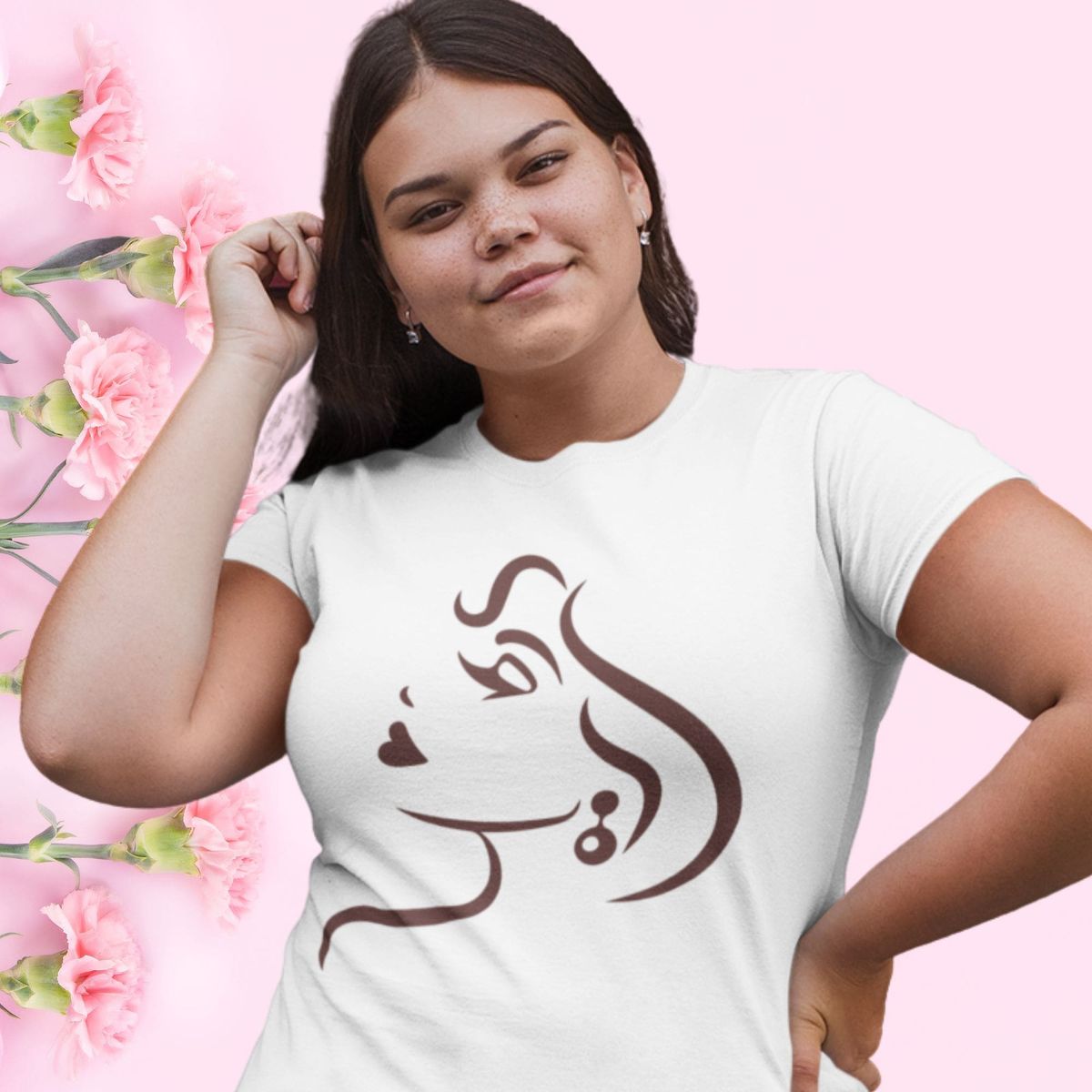 Nome do produto: Camiseta Feminina Plus Size Detalhes