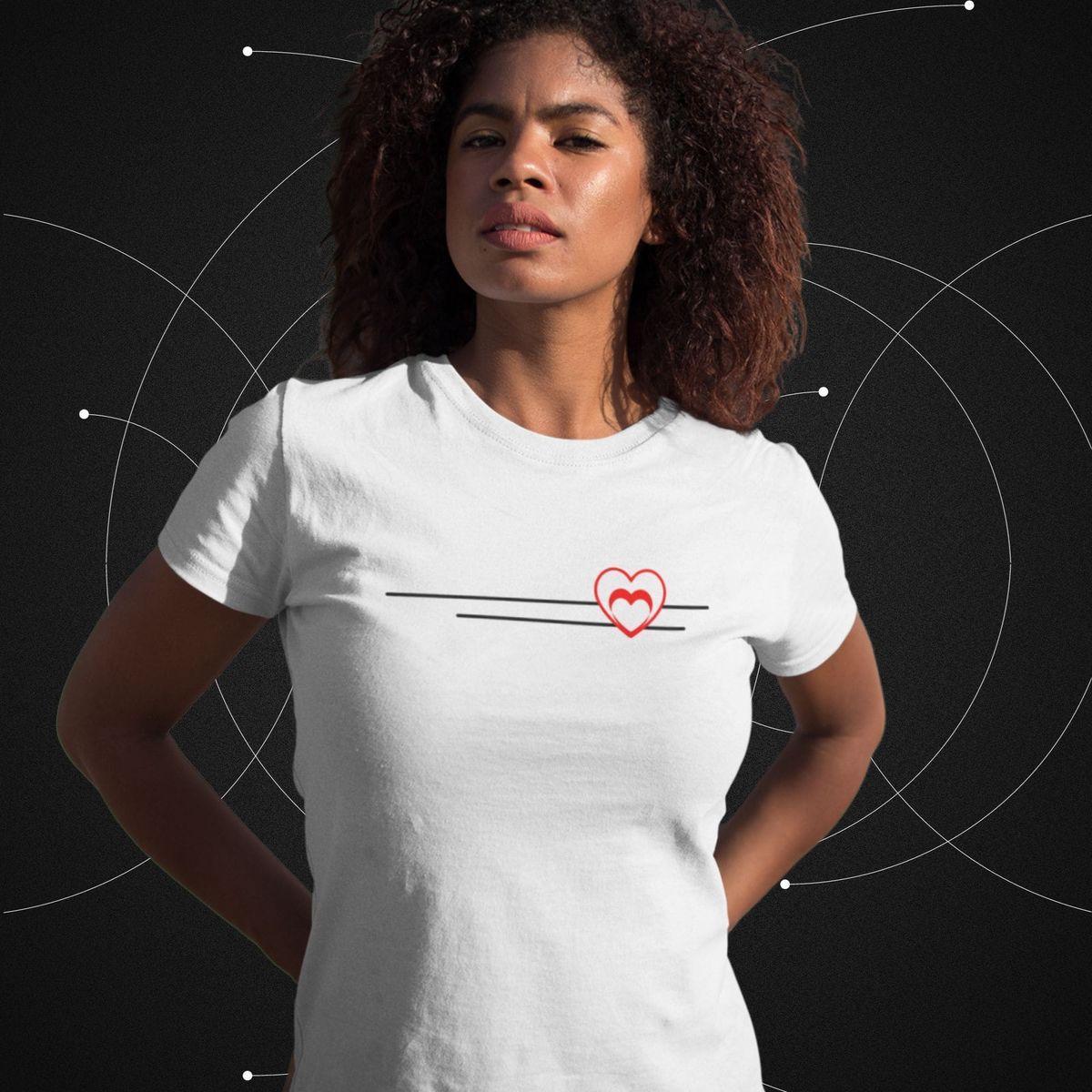 Nome do produto: Camiseta Feminina T-shirt Aqui Mora O Amor