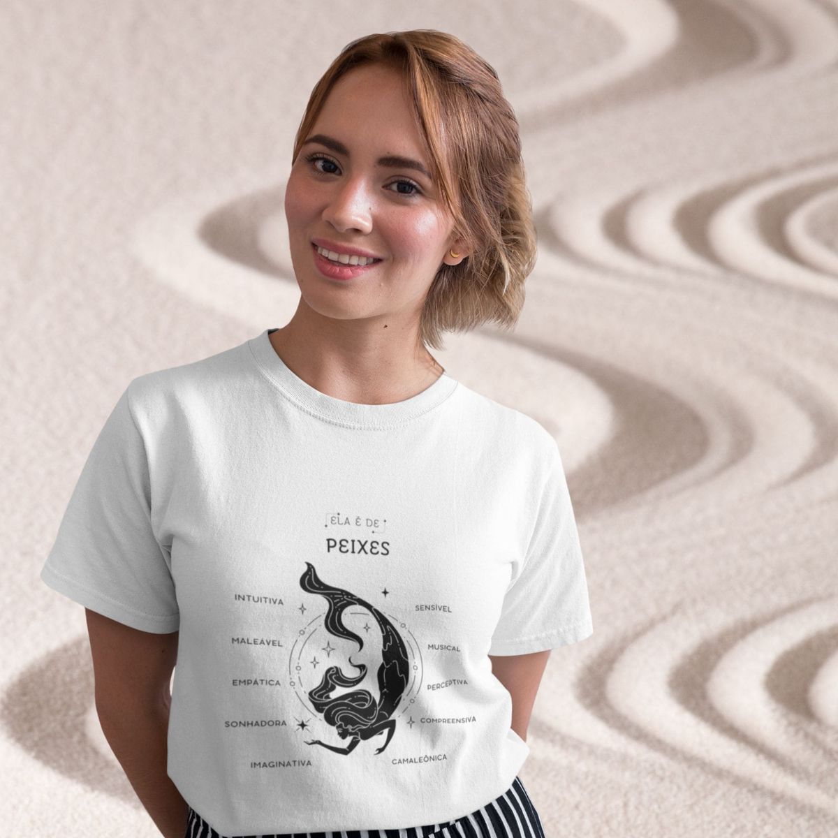 Nome do produto: Camiseta Feminina T-shirt Signo-Peixes