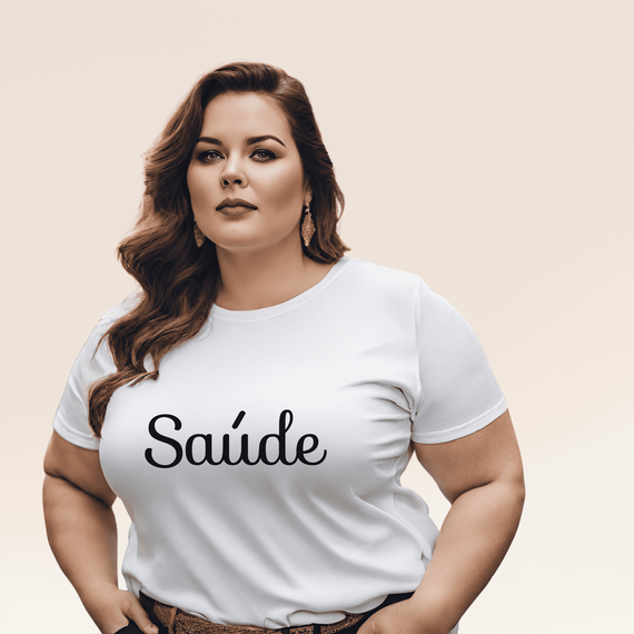 Camiseta Feminina Plus Size Saúde