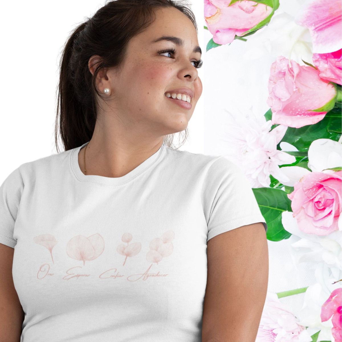 Nome do produto: Camiseta Feminina Plus Size Orar Esperar Confiar Agradecer
