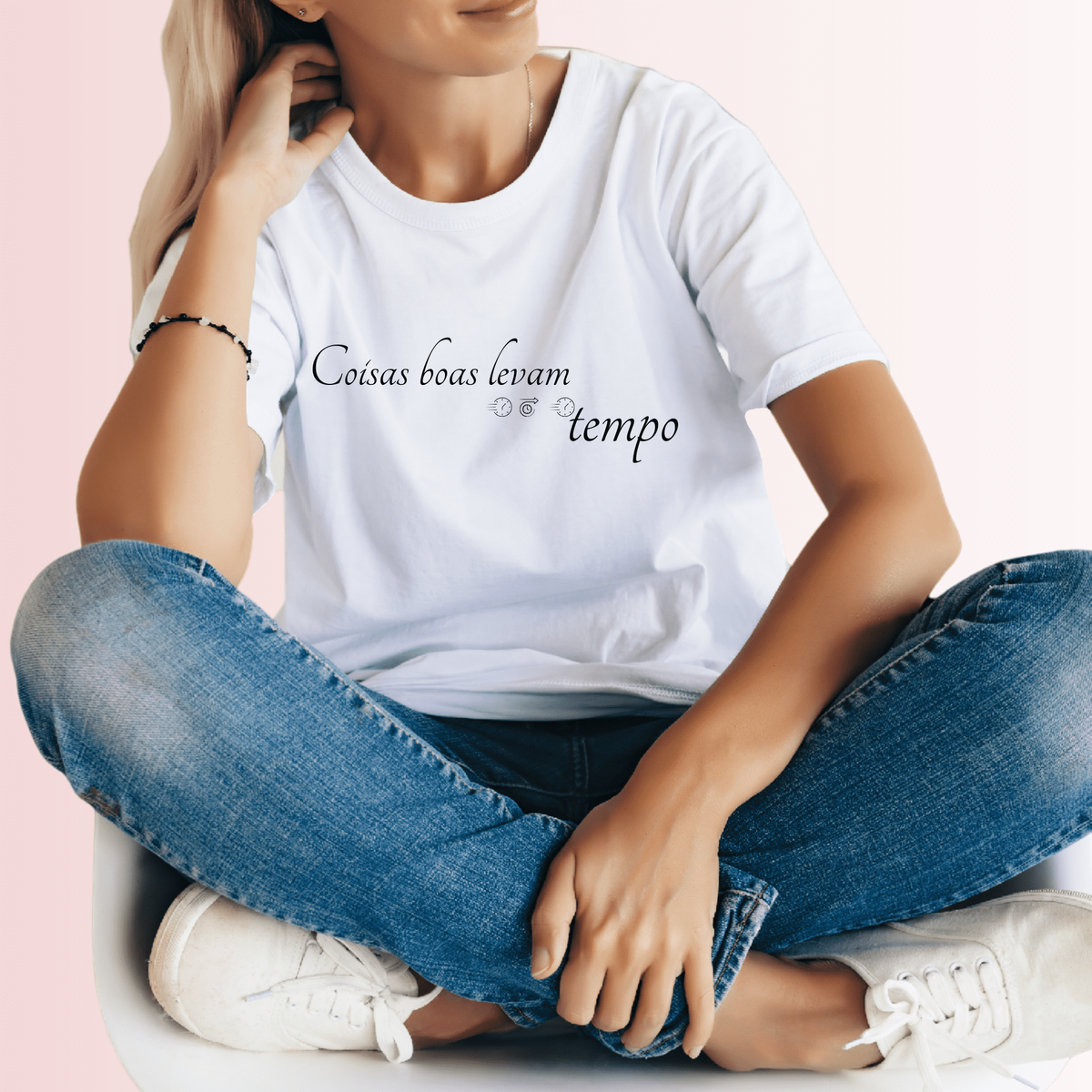 Nome do produto: Camiseta Feminina T-shirt Coisas Boas Levam Tempo