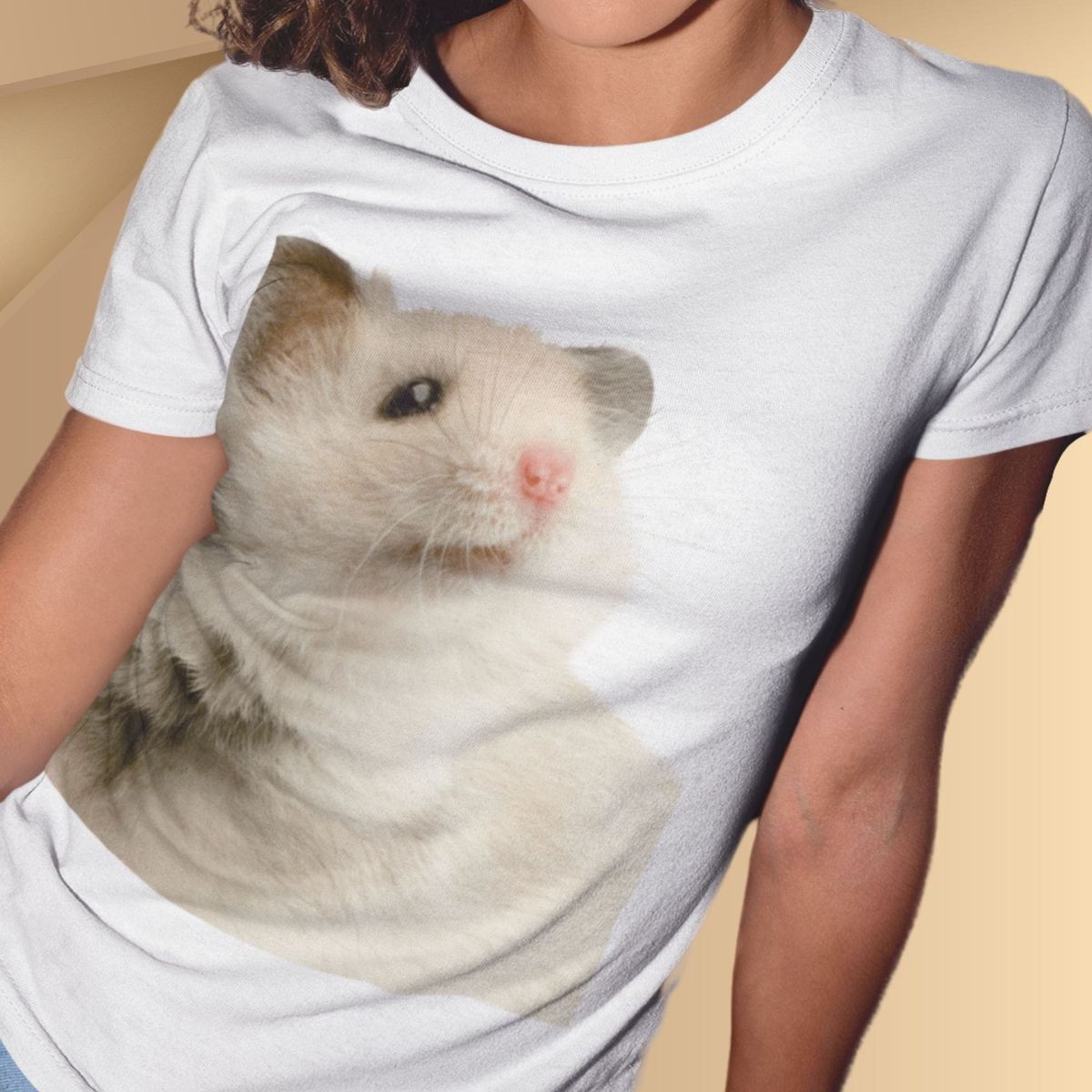 Nome do produto: Camiseta Feminina Baby Long Hamster Feliz