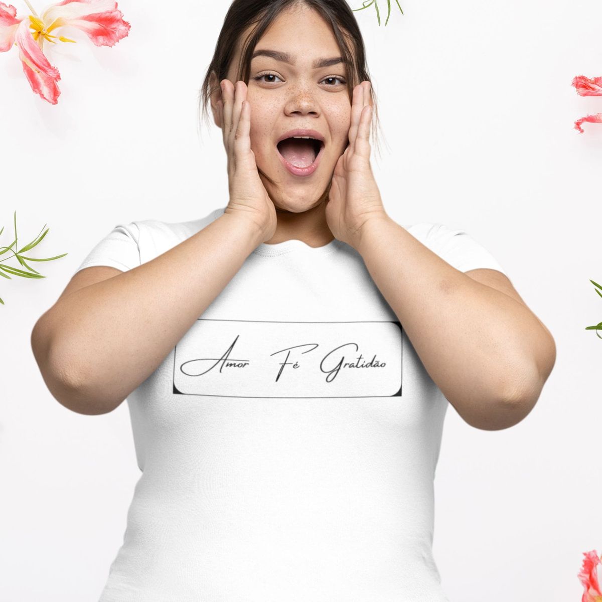 Nome do produto: Camiseta Feminina Plus Size Amor Fé Gratidão