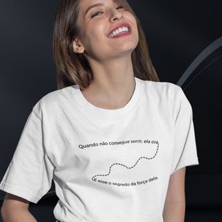 Camiseta Feminina T-shirt Sorrir