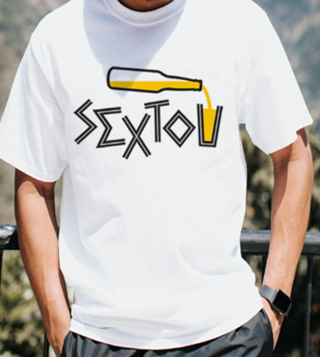 Nome do produto: Camiseta Sextou