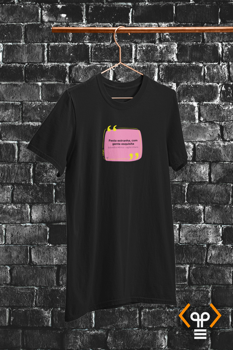 Nome do produto: Camiseta - Festa estranha