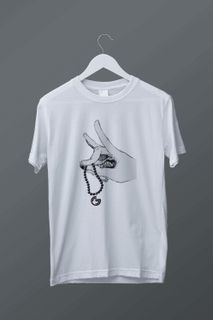 T-shirt plus size Aki - Demônio Raposa