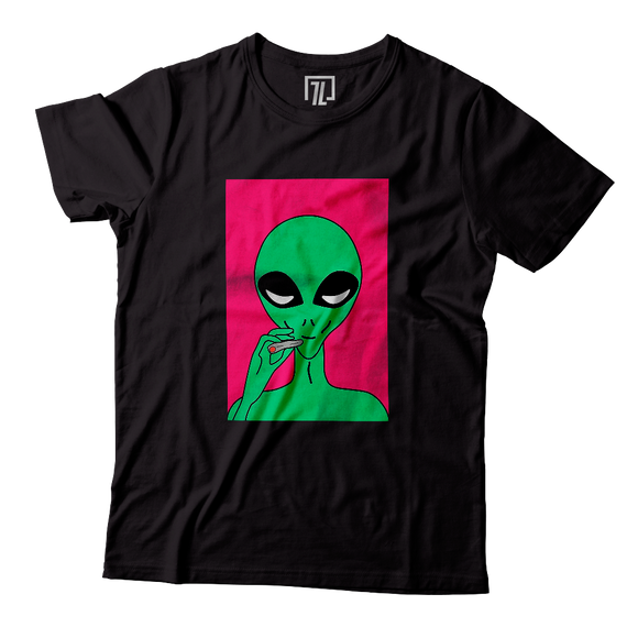 Camiseta UNISSEX Alien com Gato
