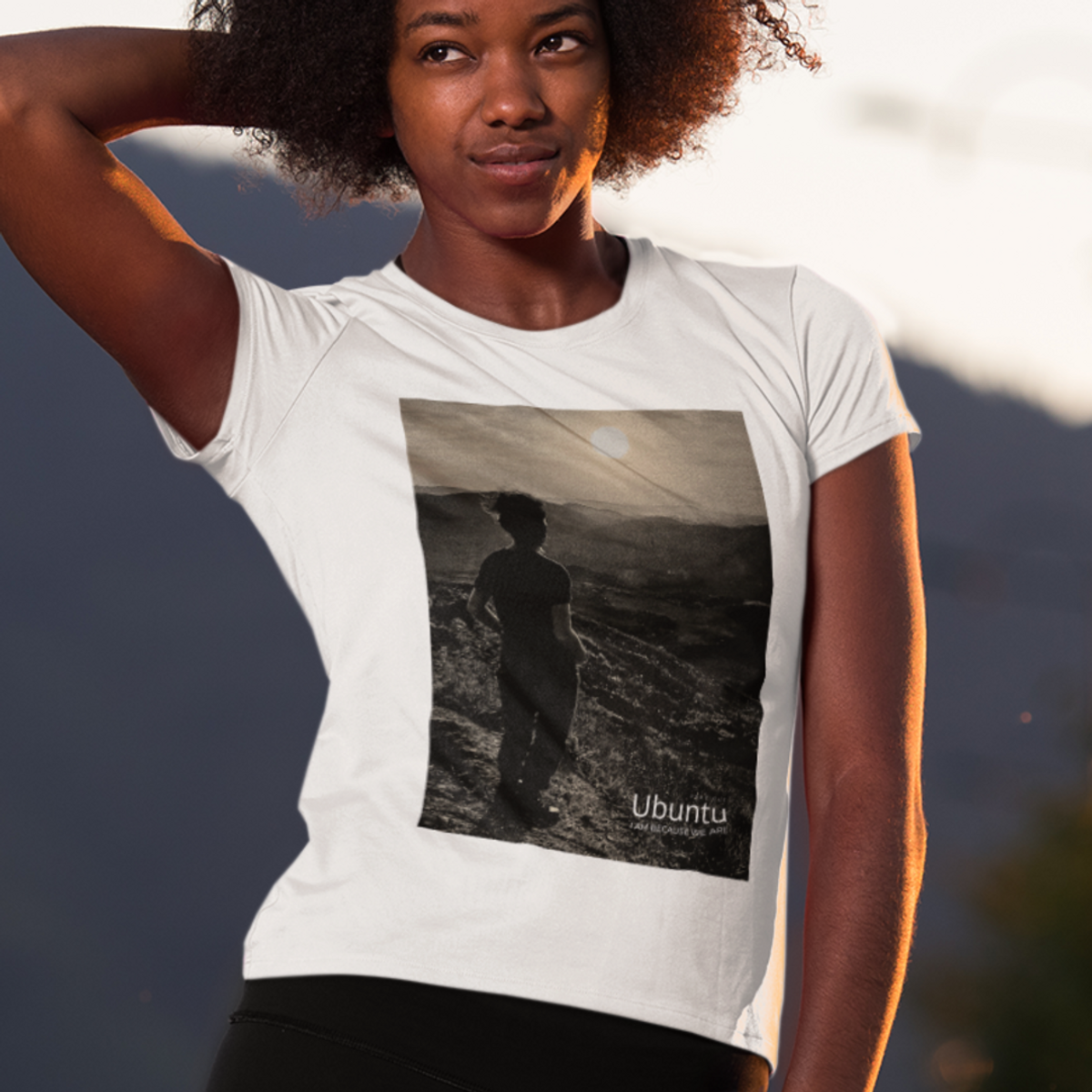 Nome do produto: Camiseta Feminina - Ubuntu Sunset View