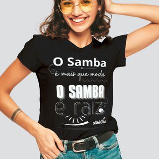 Nome do produtoCamiseta Baby Long Clássica Feminina - O Samba é Mais que Moda