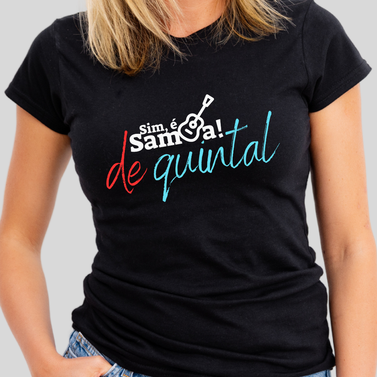 Nome do produto: Camiseta Baby Long Clássica Feminina - Sim é Samba de Quintal