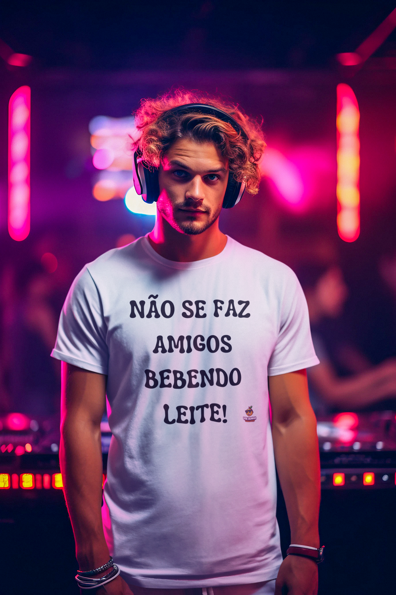 Nome do produto: Camiseta Boteco na TV CM07