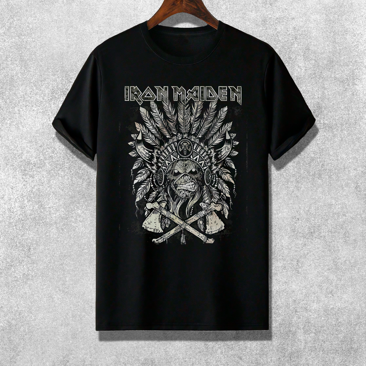 Nome do produto: Camiseta Iron Maiden - Eddie Indígena