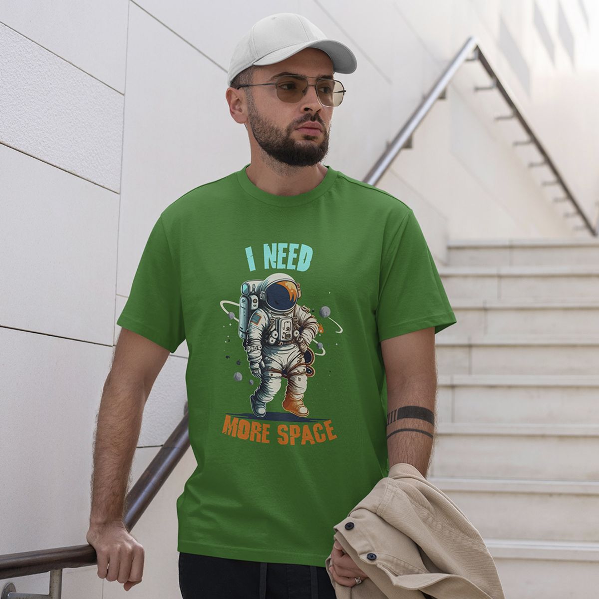 Nome do produto: Camiseta Masculina - I Need More Space