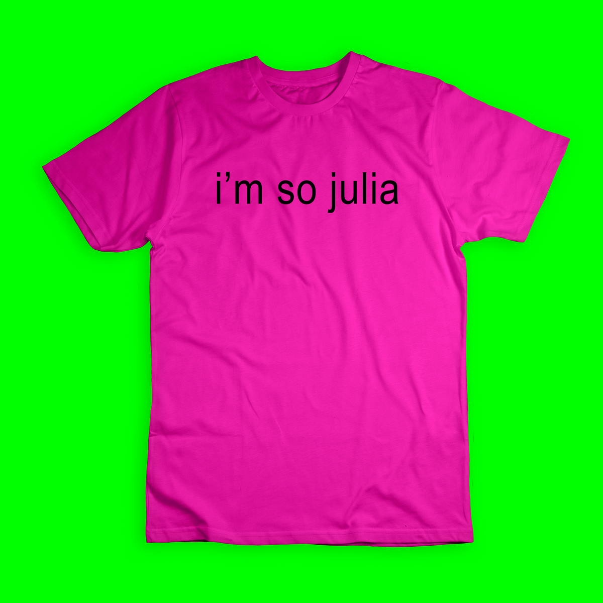 Nome do produto: Camiseta Branca/Rosa \'CHARLI XCX - I\'M SO JULIA\'