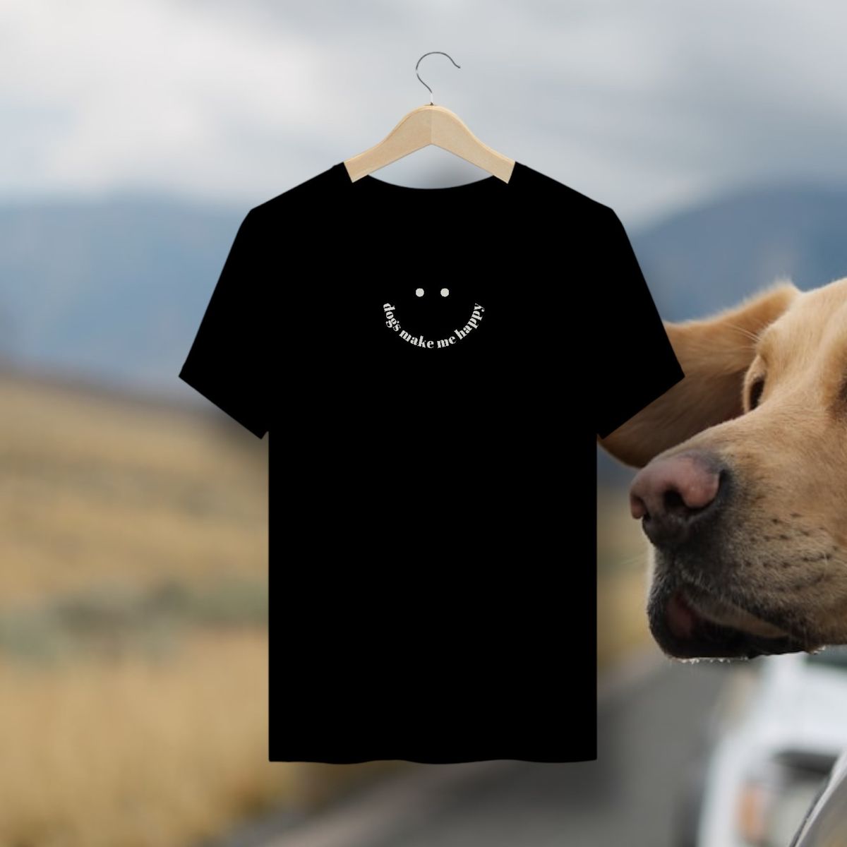 Nome do produto: t-shirt l (prime) - dogs make me happy