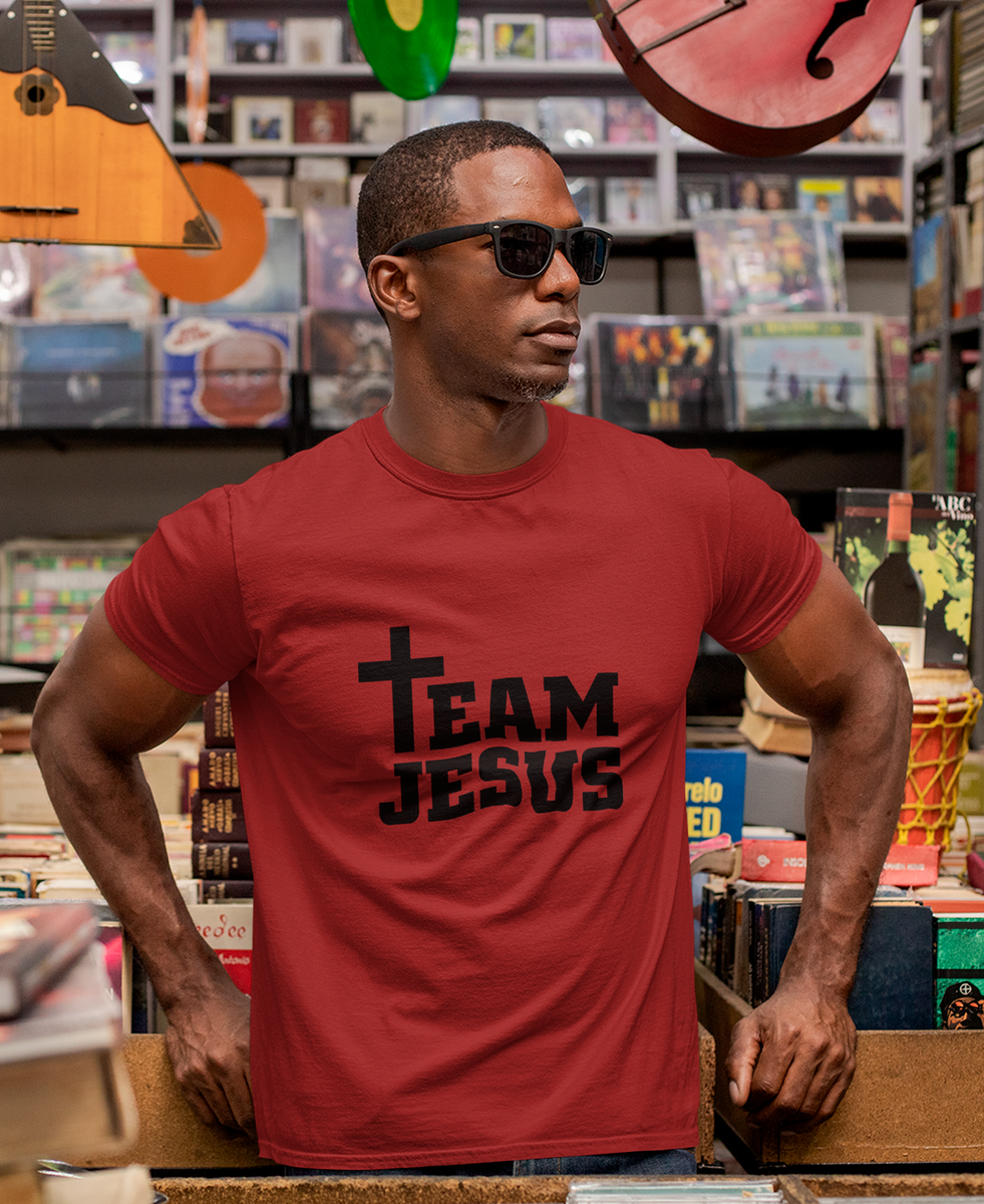 Nome do produto: T-Shirt Classic Masculina - TEAM JESUS