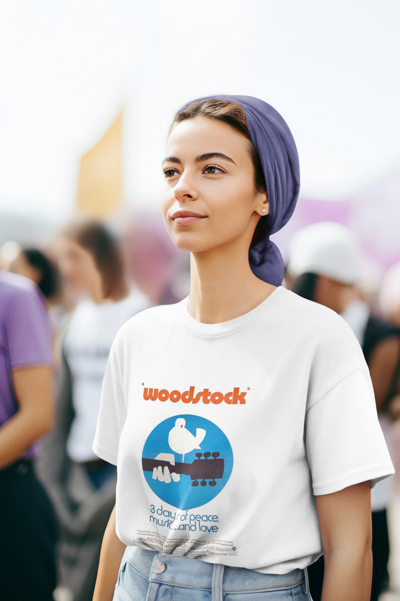 Nome do produto: CAMISETA Woodstock -  3 days of peace