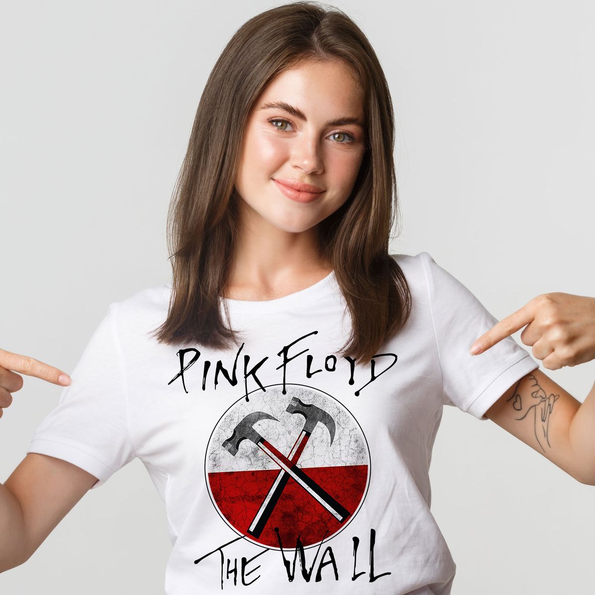 Nome do produto: Baby Long Pink Floyd - The Wall