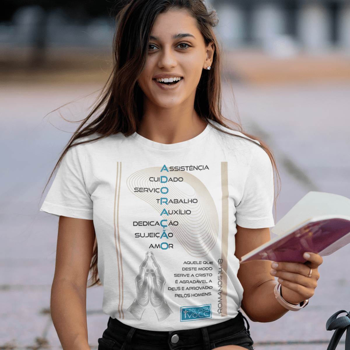 Nome do produto: CAMISETA Adoração - RM 14:18 (Camiseta Feminina)