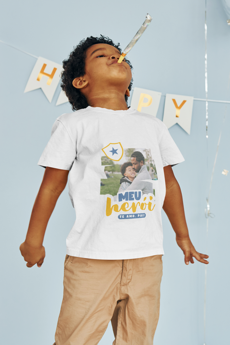 Nome do produto: Camiseta Infantil meu herói - 10 a 14 anos - com foto