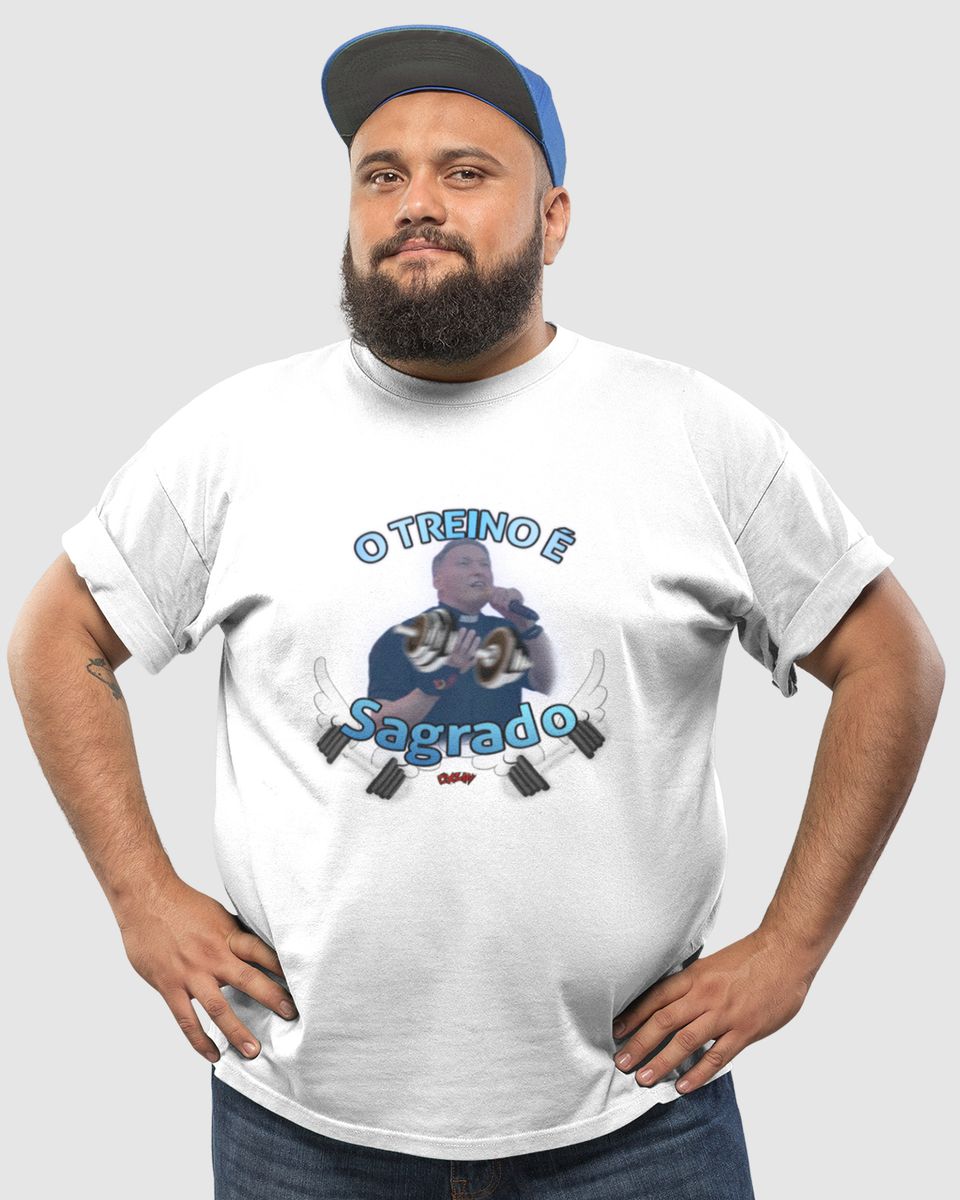 Nome do produto: Camiseta Plus Size - O treino é sagrado